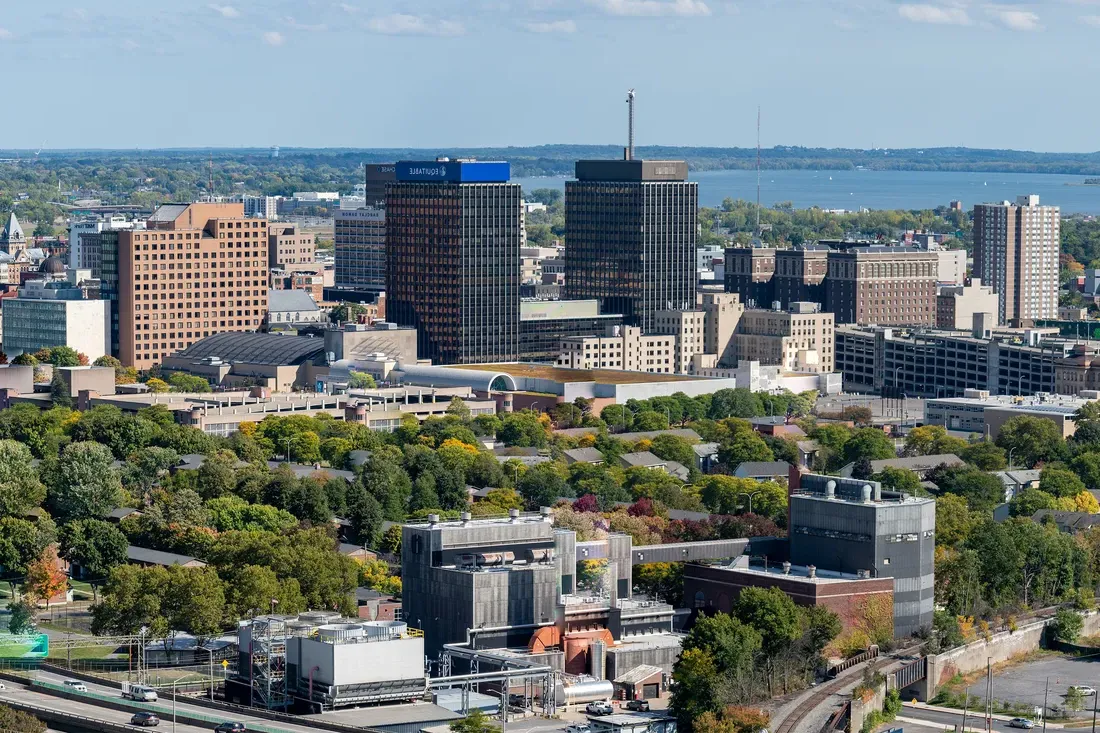 View of the City of Syracuse.